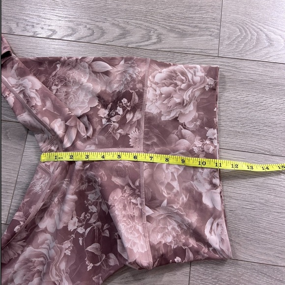 Athleta Elation Printed Tight Leggings Antoinette Velvety Pink - Picture 14 of 16